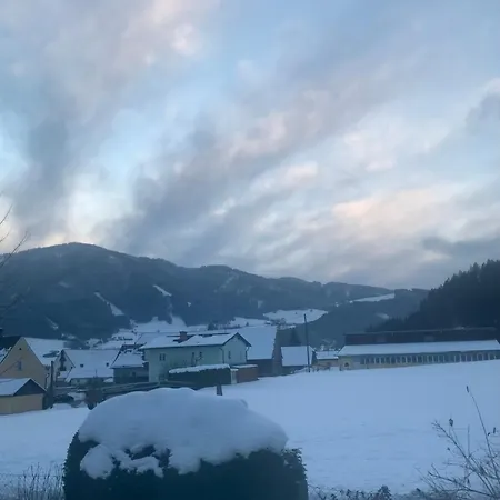 度假居 Prettenthaler